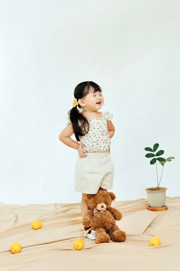 Cottage Floral Flutter Sleeve Top