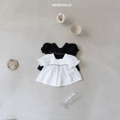 【🇰🇷BEBEHOLIC】Flutter-Sleeve Blouse