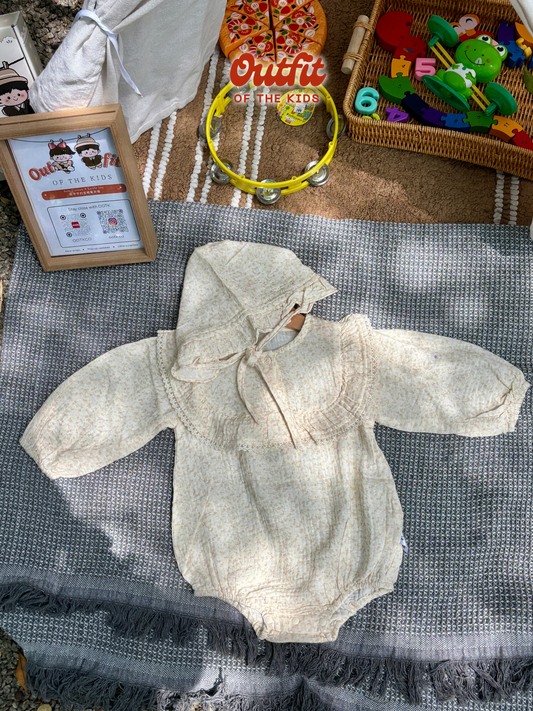Oatmeal Clover Bonnet Romper