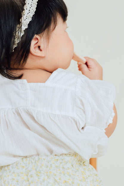 【🇰🇷BEBEHOLIC】Flutter-Sleeve Blouse