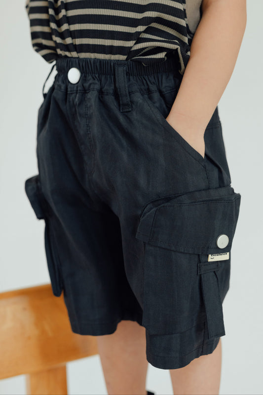 Urban Multi-Pocket Cargo Shorts