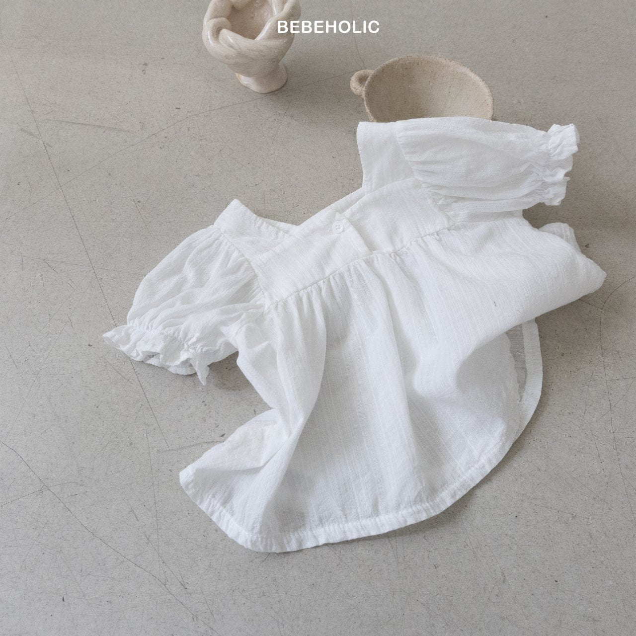 【🇰🇷BEBEHOLIC】Flutter-Sleeve Blouse